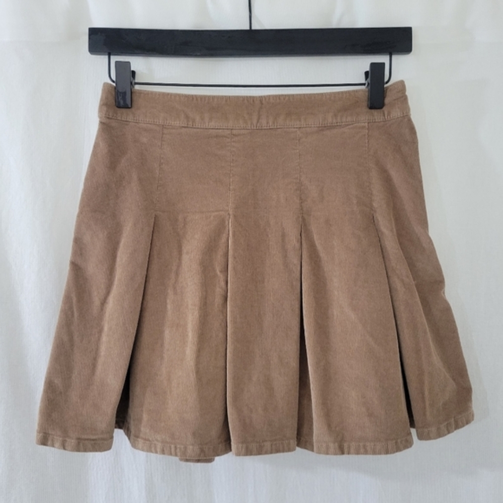 Hollister High Waisted Pleated Skirt